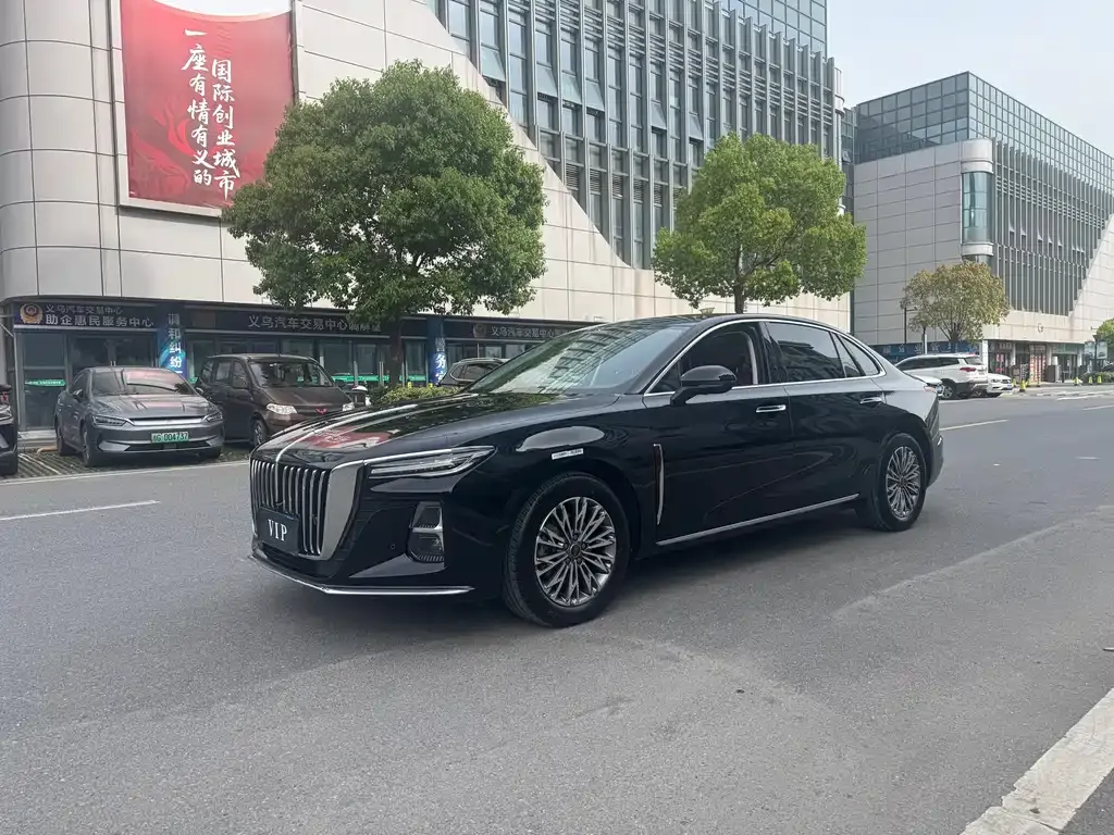 Hongqi H5 — фото 1