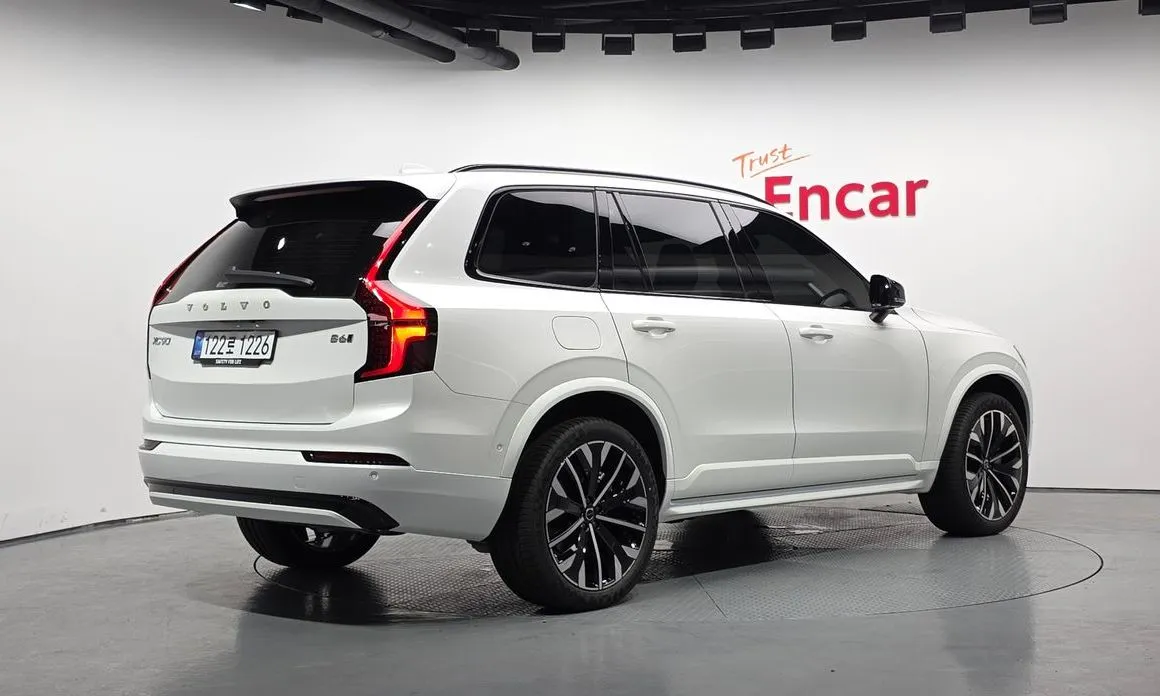 Volvo XC90 2026 из KR, фото 6