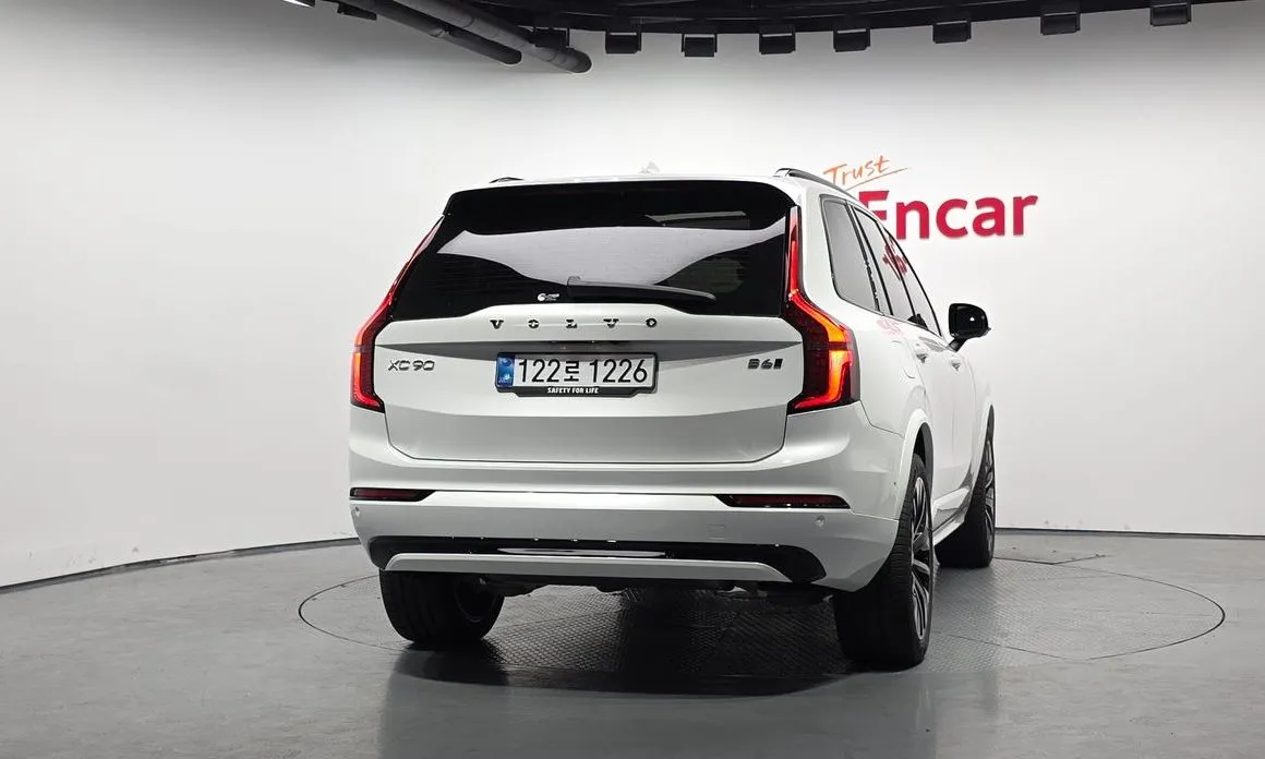 Volvo XC90 2026 из KR, фото 3