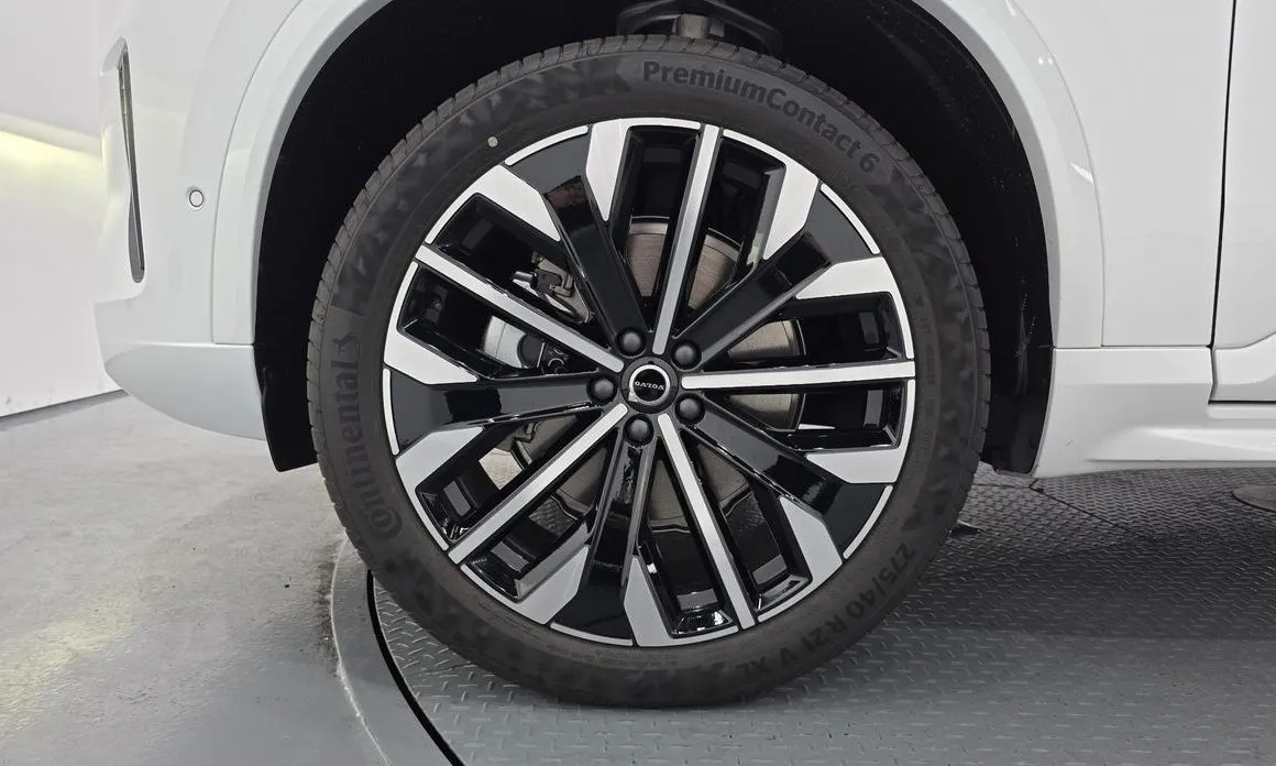 Volvo XC90 2026 из KR, фото 8