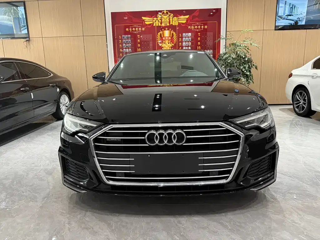 Audi A6L — фото 5