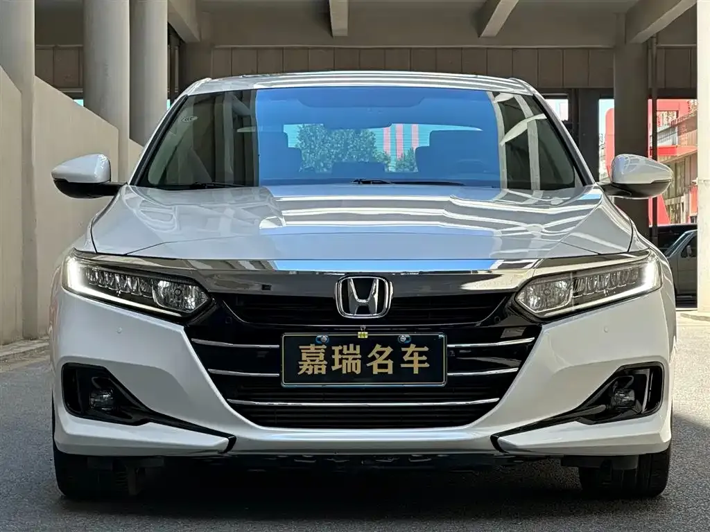 Honda Accord — фото 4