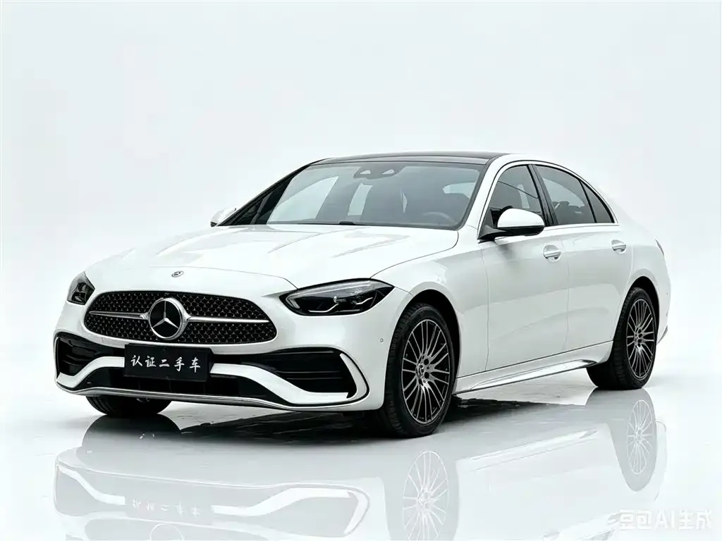 Mercedes-Benz C-Class — фото 1