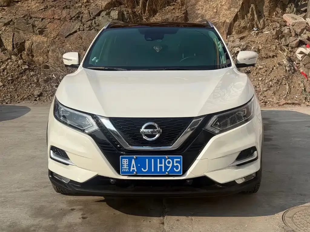 Nissan Qashqai — фото 6