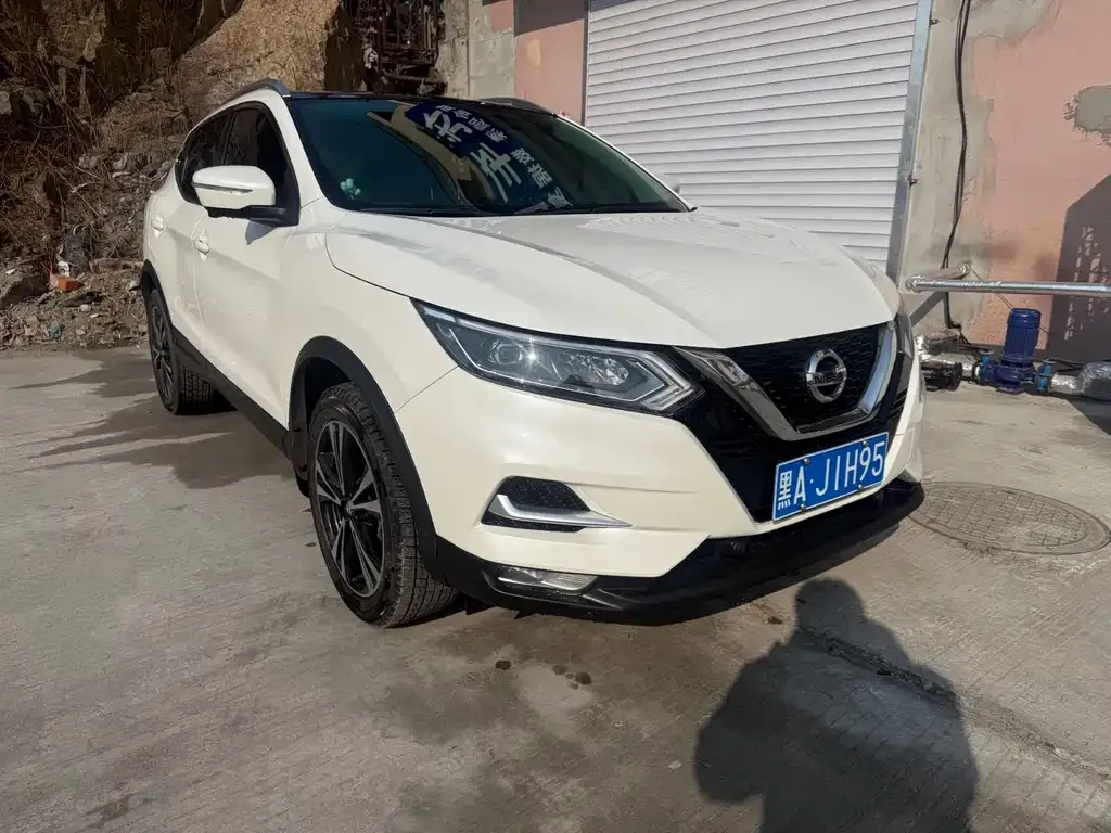 Nissan Qashqai — фото 5