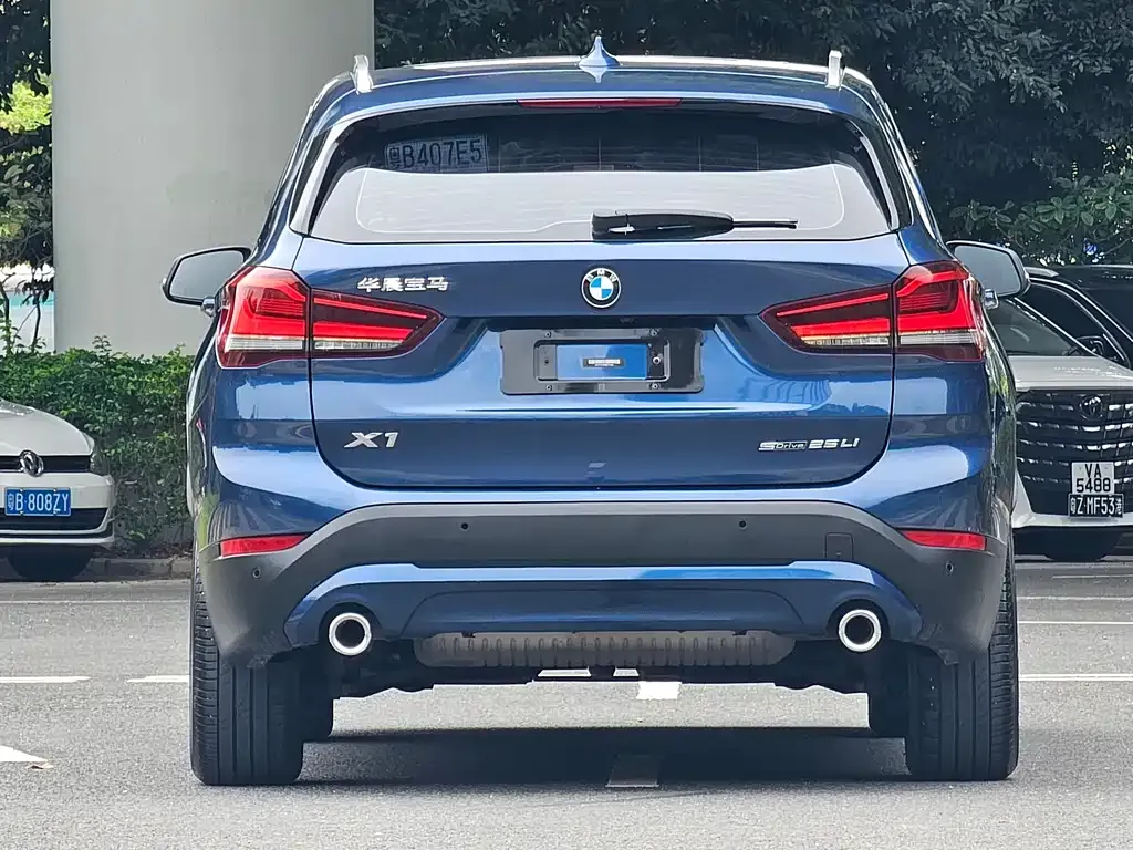 BMW X1 — фото 3