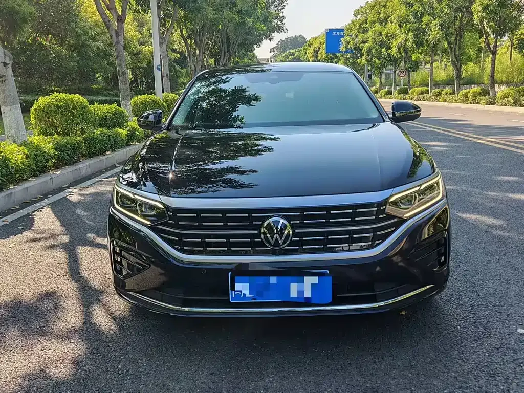 Volkswagen Passat — фото 8