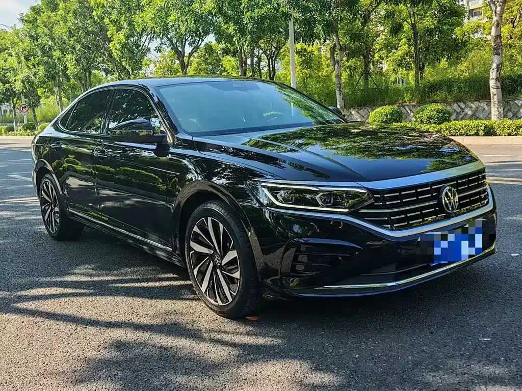 Volkswagen Passat — фото 7