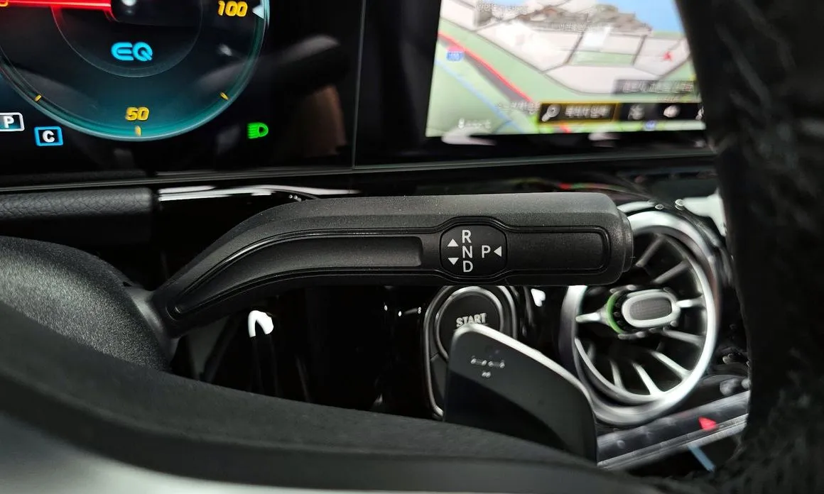 Mercedes-Benz EQA 2022 из KR, фото 4