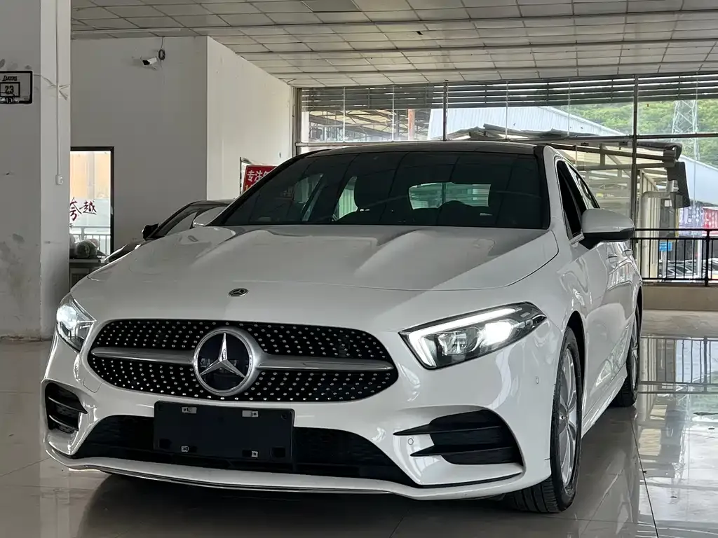Mercedes-Benz A-Class — фото 1