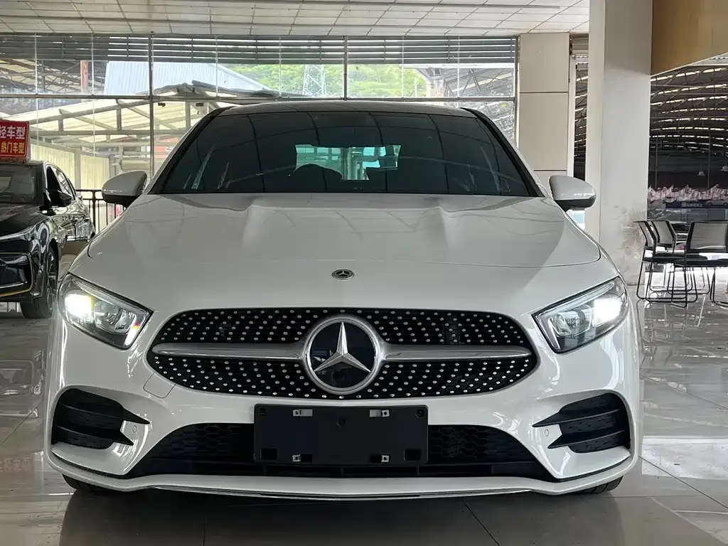 Mercedes-Benz A-Class — фото 8