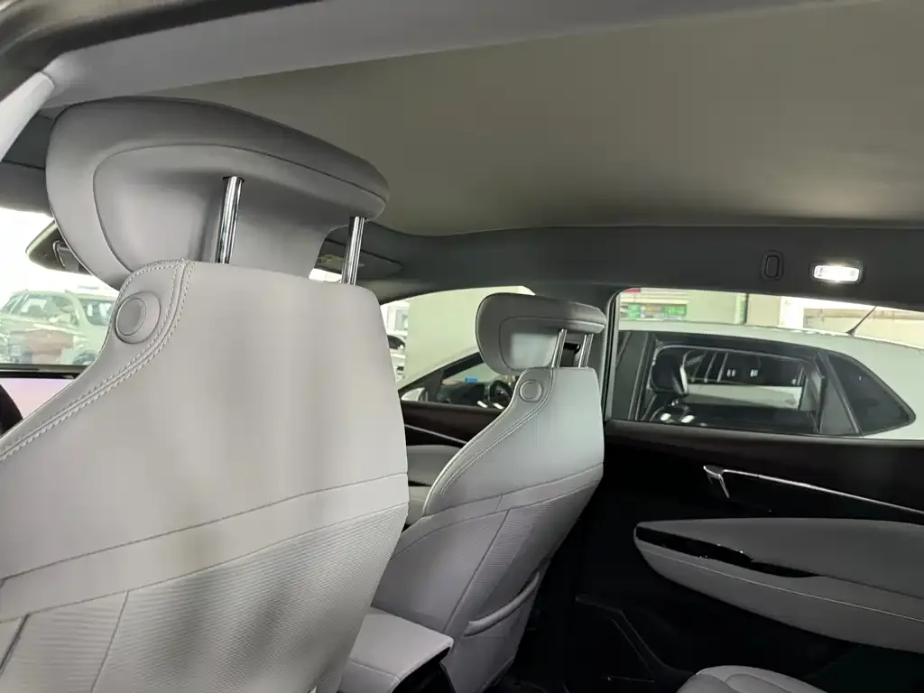 Buick E4 2023 из CN, фото 3