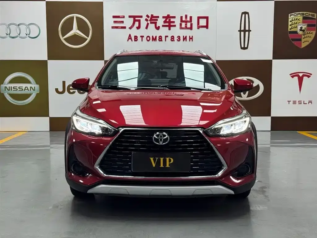Toyota Yaris L — фото 2