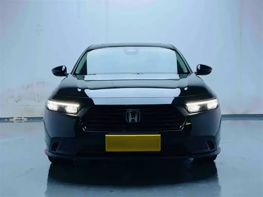 Honda Accord — фото 4