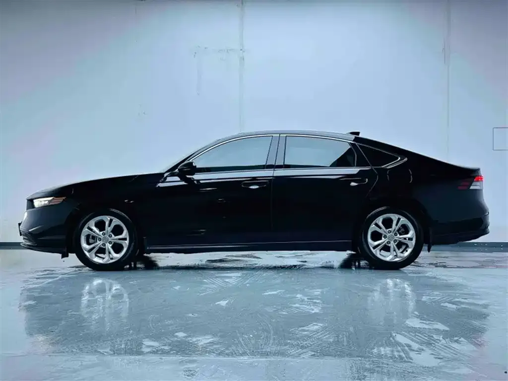 Honda Accord — фото 3