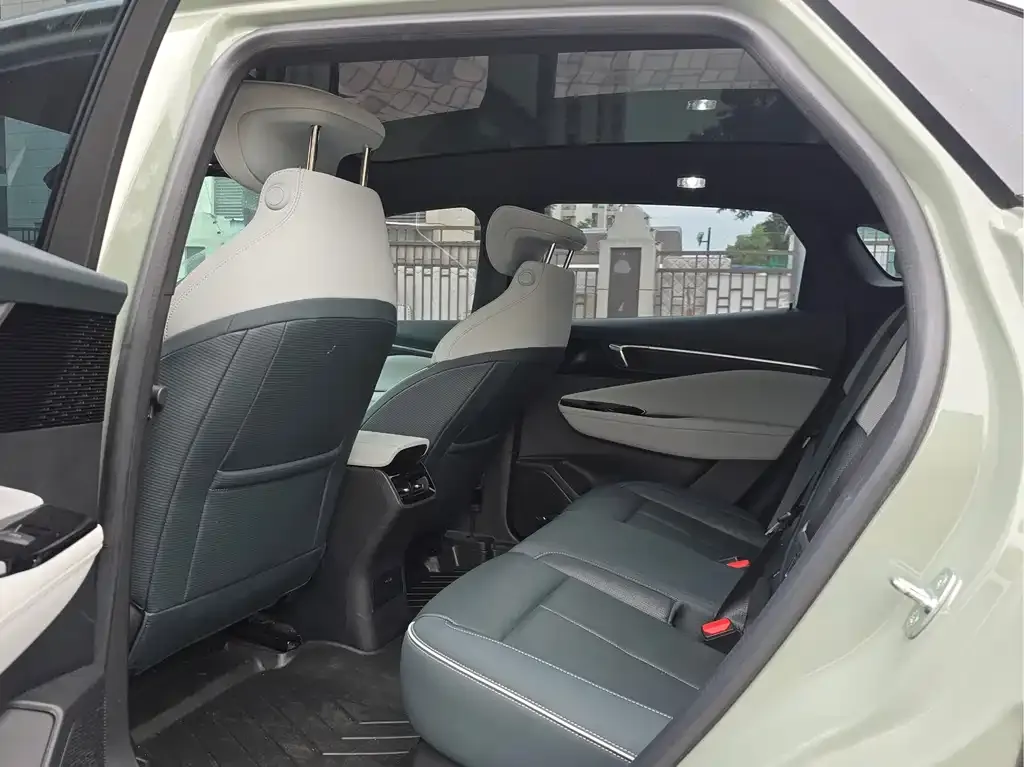 Buick E4 2023 из CN, фото 8