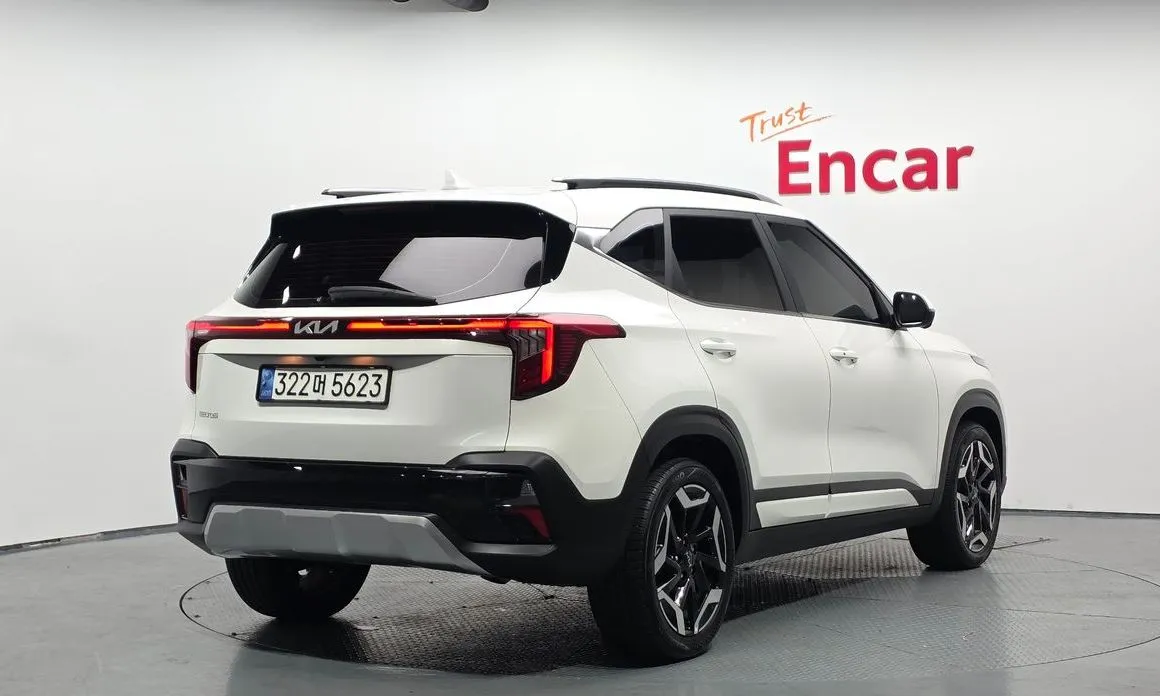 Kia Seltos 2023 из KR, фото 4