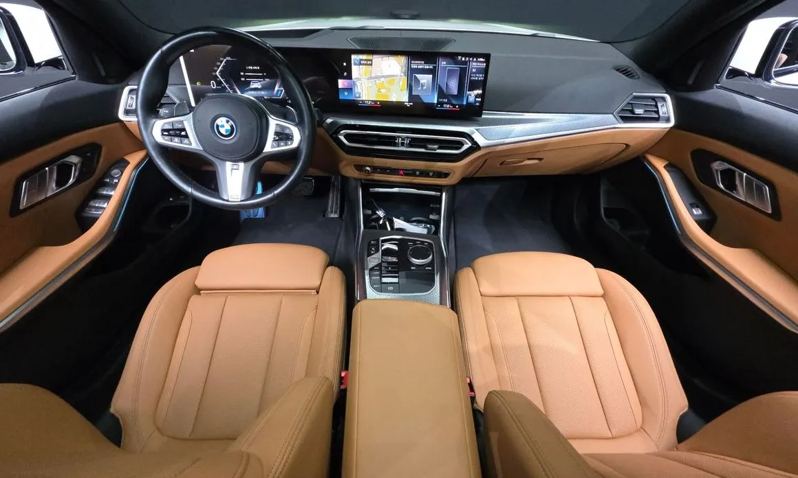BMW 3-Series 2023 из KR, фото 10
