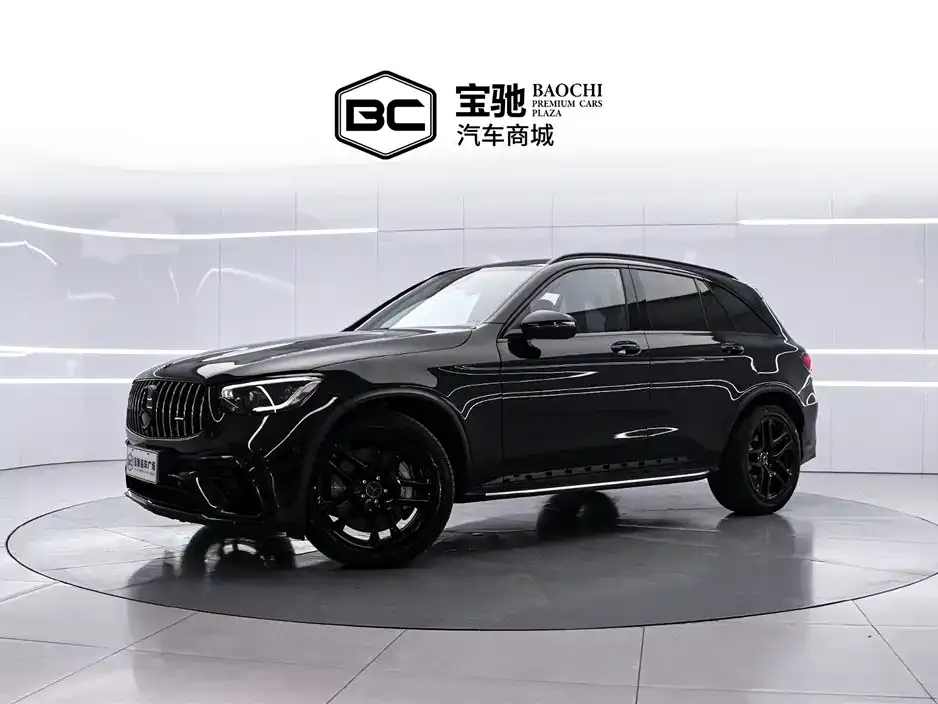 Mercedes-Benz GLC AMG — фото 1