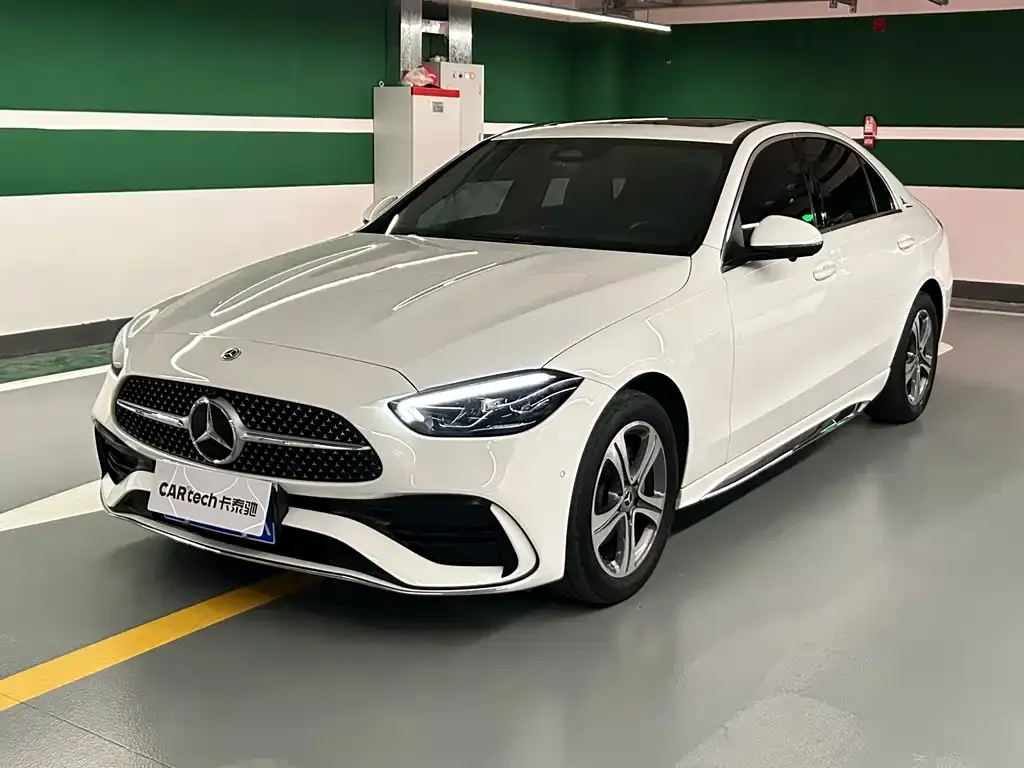 Mercedes-Benz C-Class — фото 1