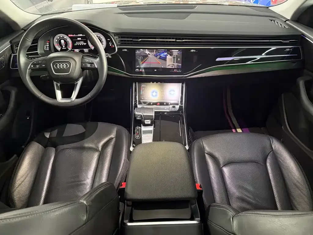 Audi Q8 2022 из CN, фото 2