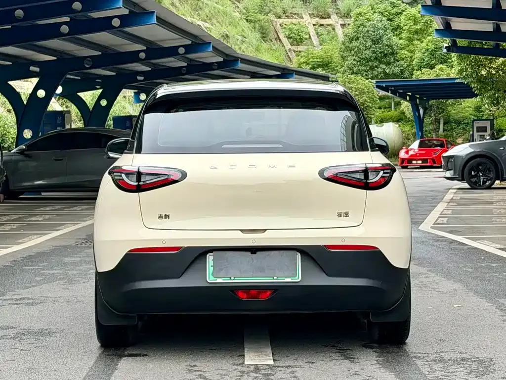 Geely Starburst — фото 9