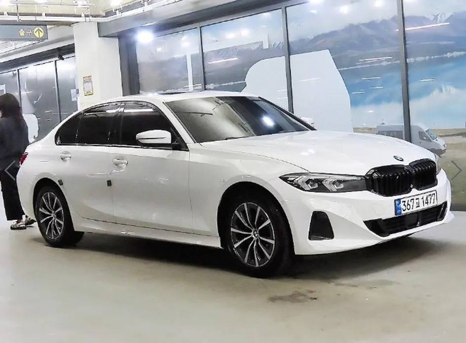 BMW 3-Series — фото 1