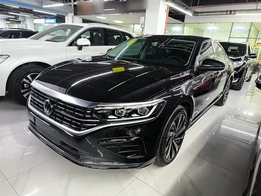Volkswagen Passat — фото 9