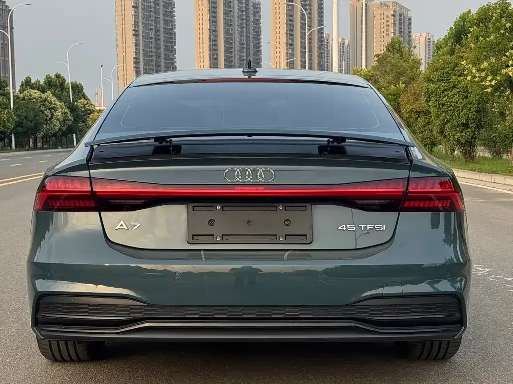 Audi A7 2021 из CN, фото 6