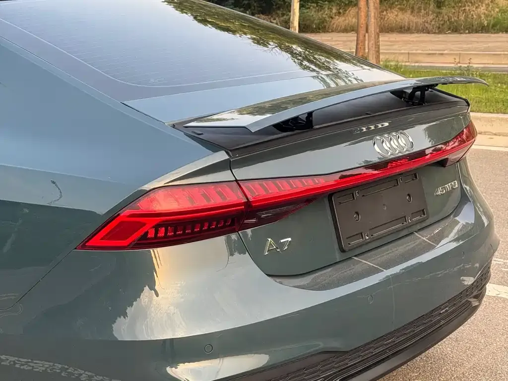 Audi A7 2021 из CN, фото 2