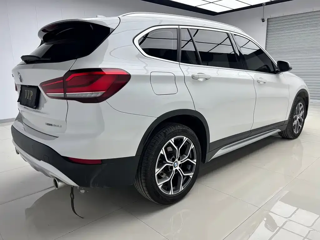 BMW X1 — фото 3