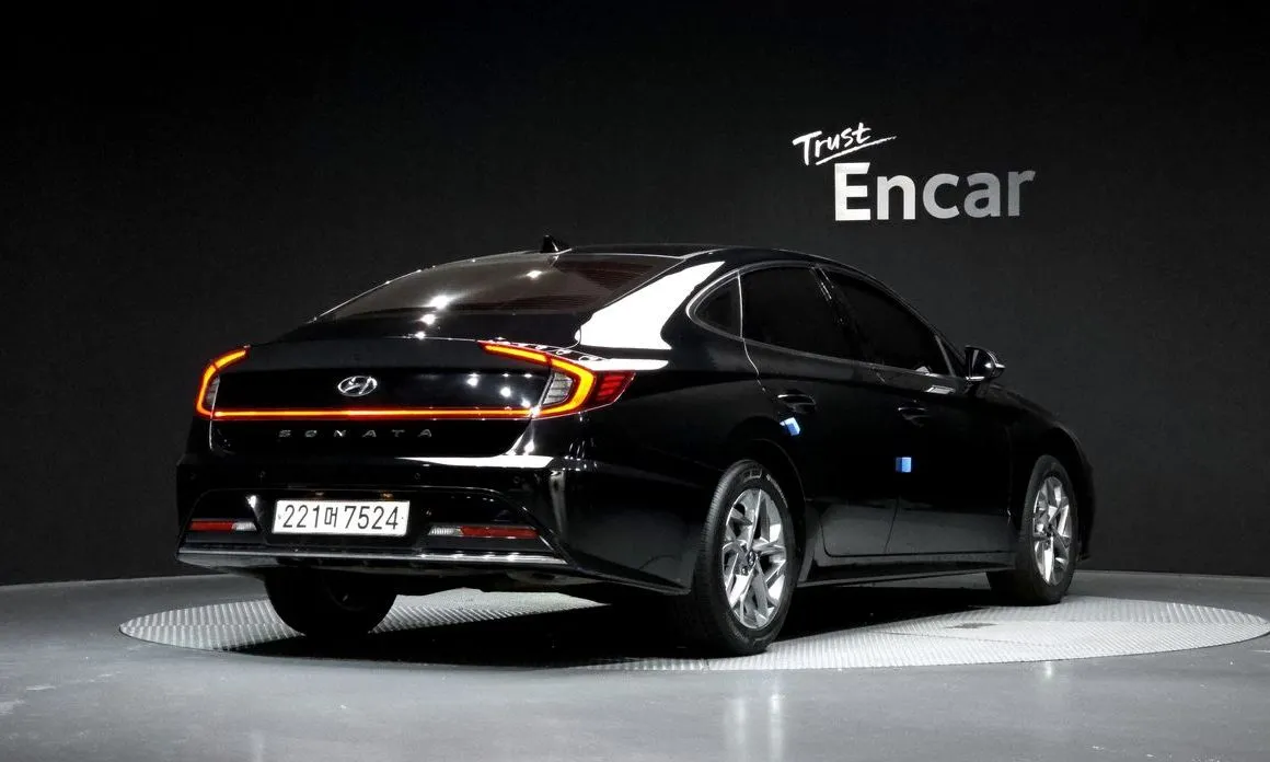 Hyundai Sonata 2022 из KR, фото 2