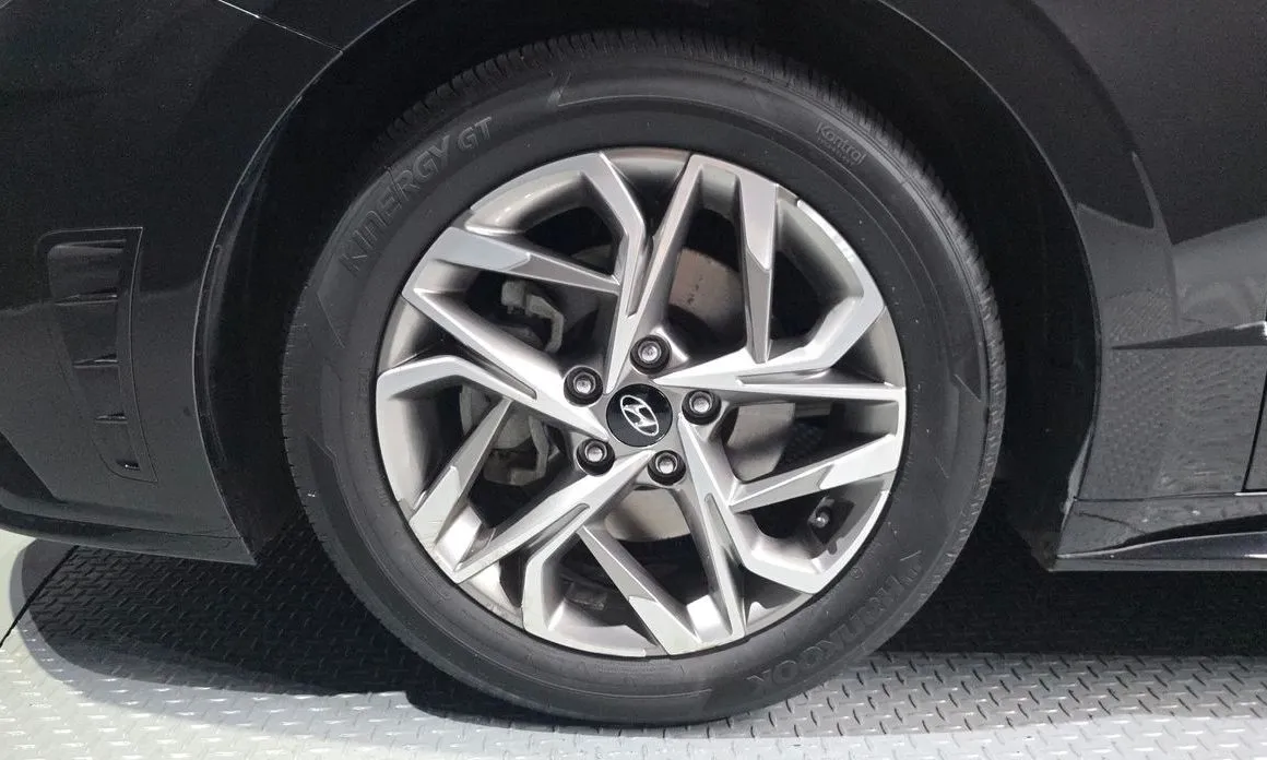 Hyundai Sonata 2022 из KR, фото 3