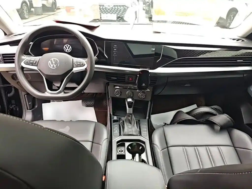 Volkswagen Passat — фото 6