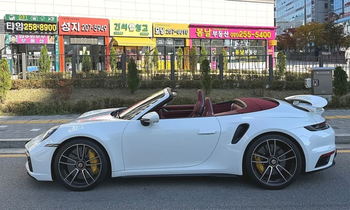 Porsche 911 2021 из KR, фото 10