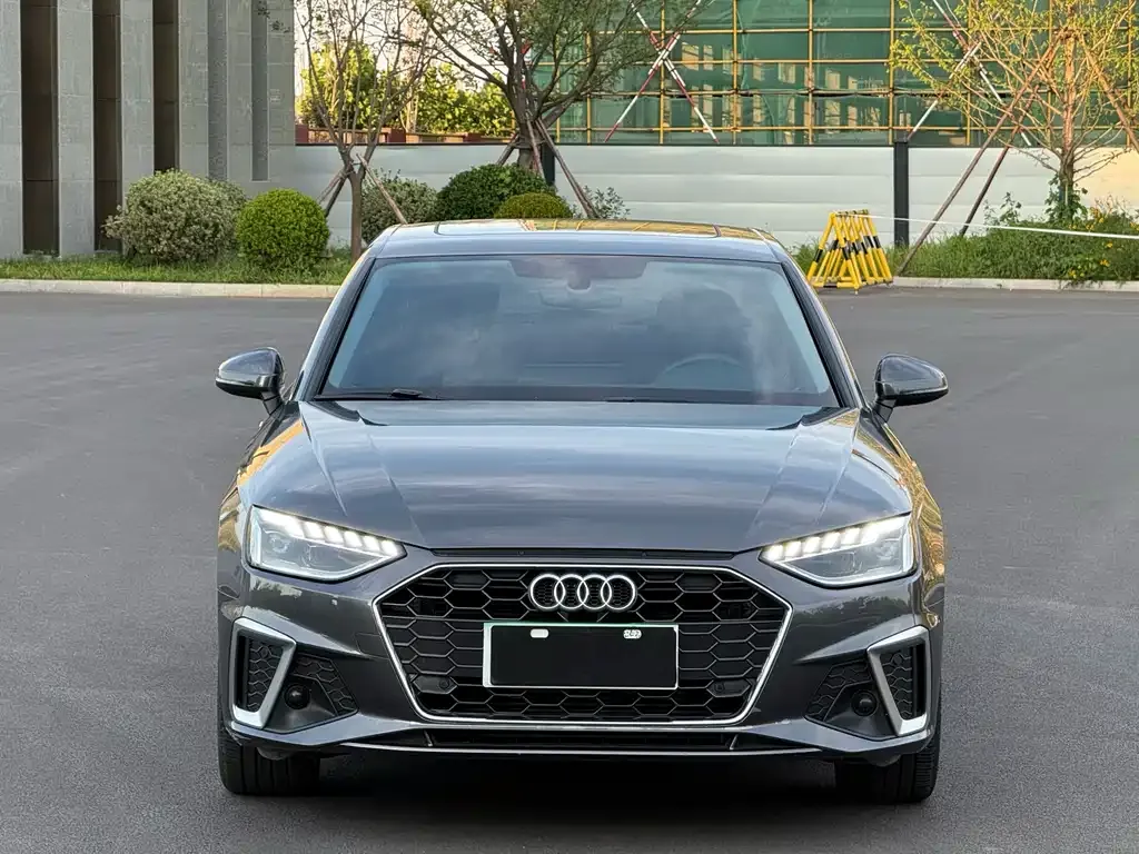Audi A4L — фото 8