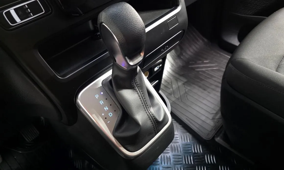 Hyundai Staria — фото 9