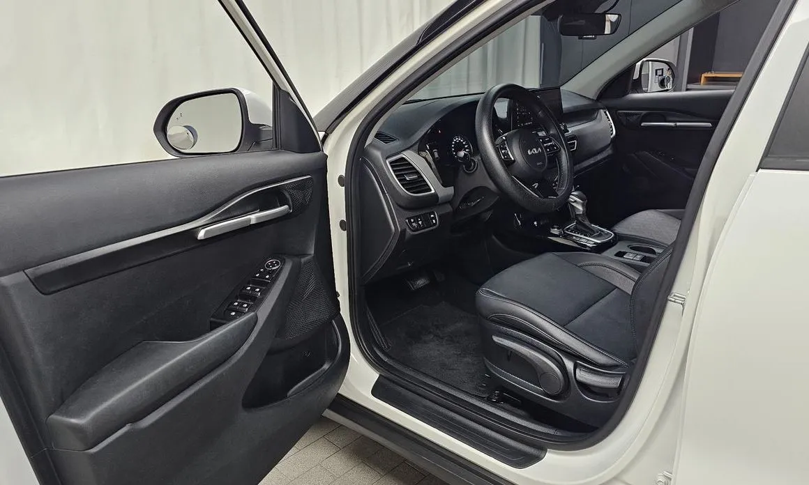 Kia Seltos 2023 из KR, фото 3