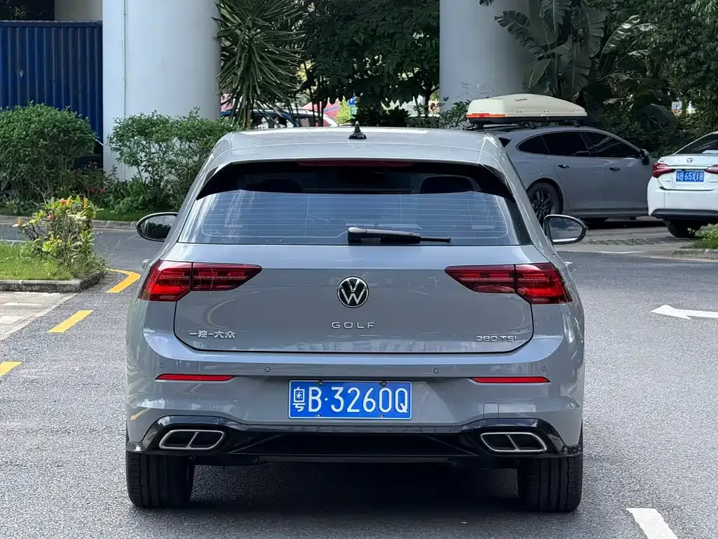 Volkswagen Golf — фото 9