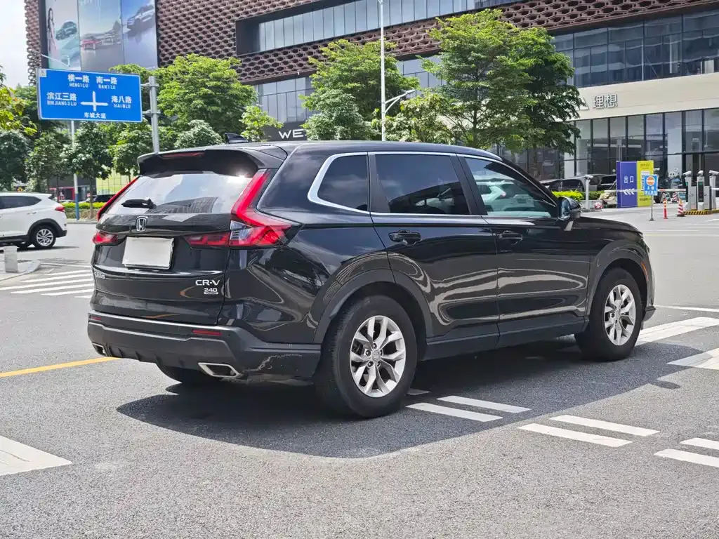 Honda CR-V — фото 10