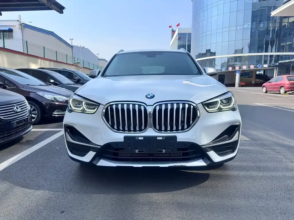 BMW X1 — фото 3