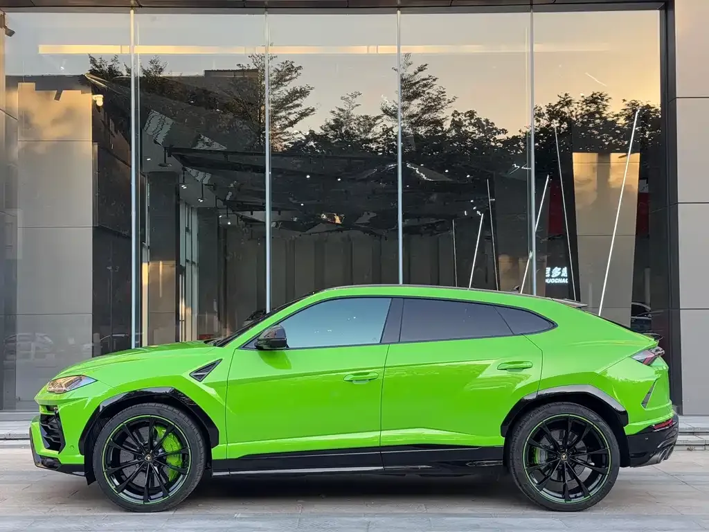 Lamborghini Urus — фото 3