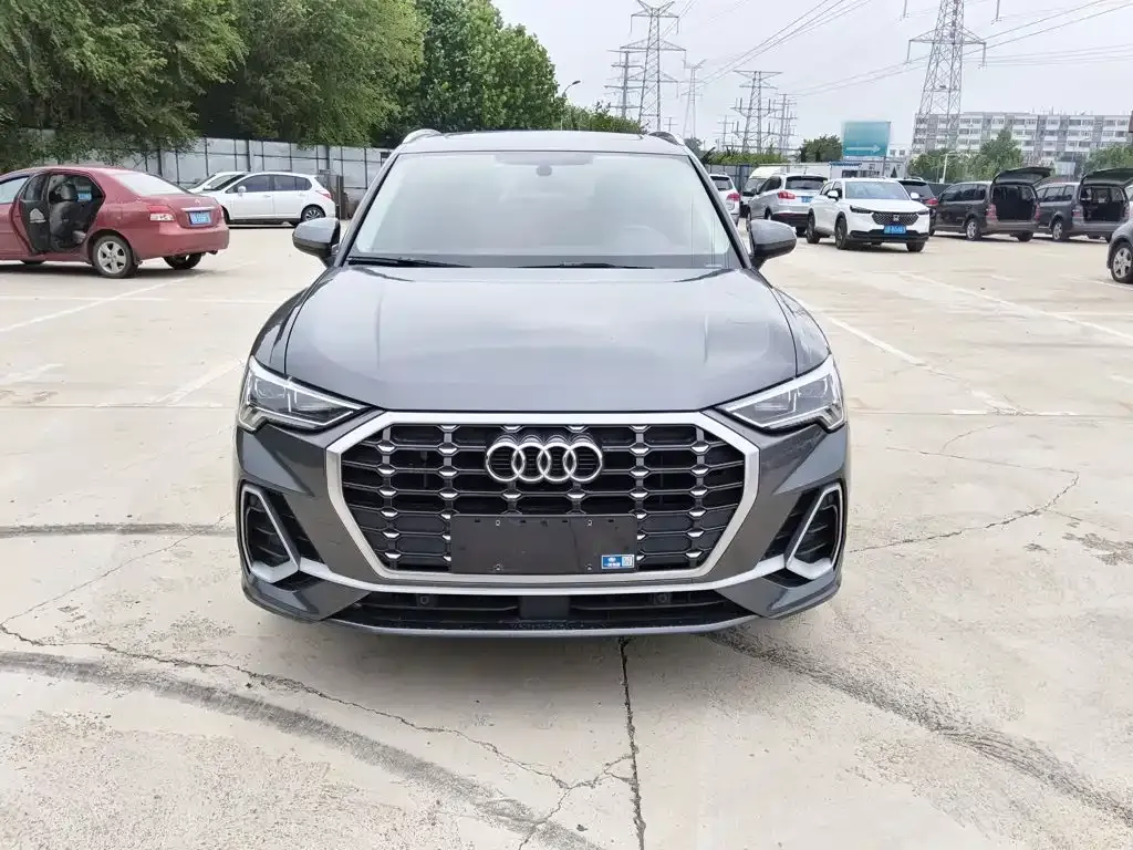 Audi Q3 — фото 4