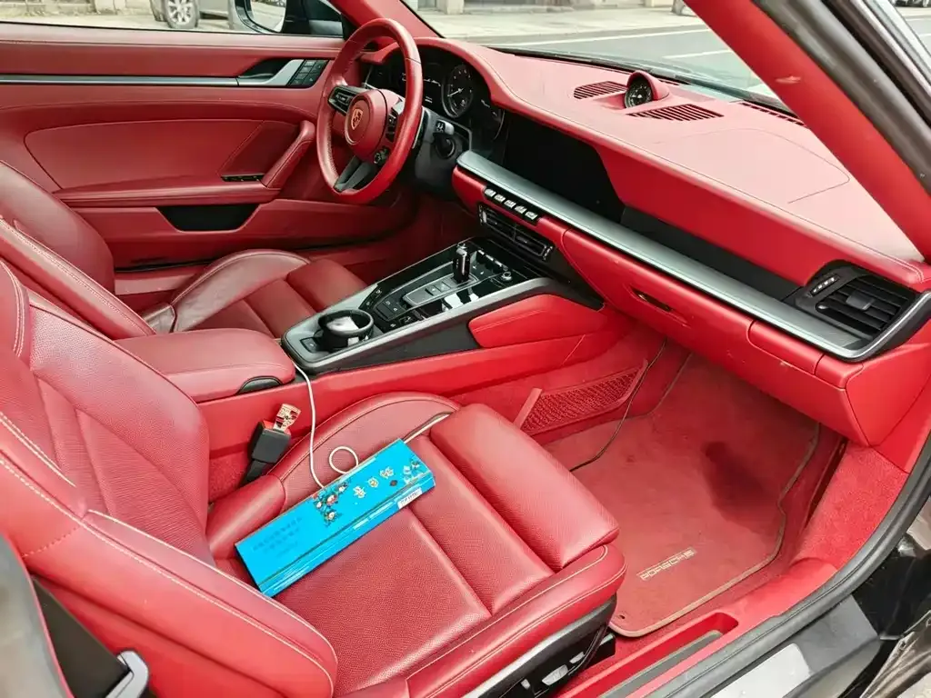 Porsche 911 2022 из CN, фото 4