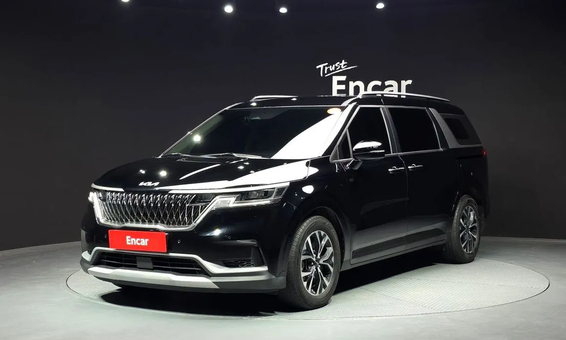 Kia Carnival 2023 из KR, фото 1