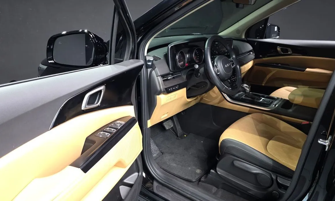 Kia Carnival 2023 из KR, фото 9