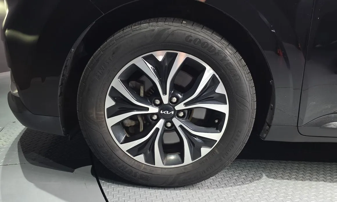Kia Carnival 2023 из KR, фото 5