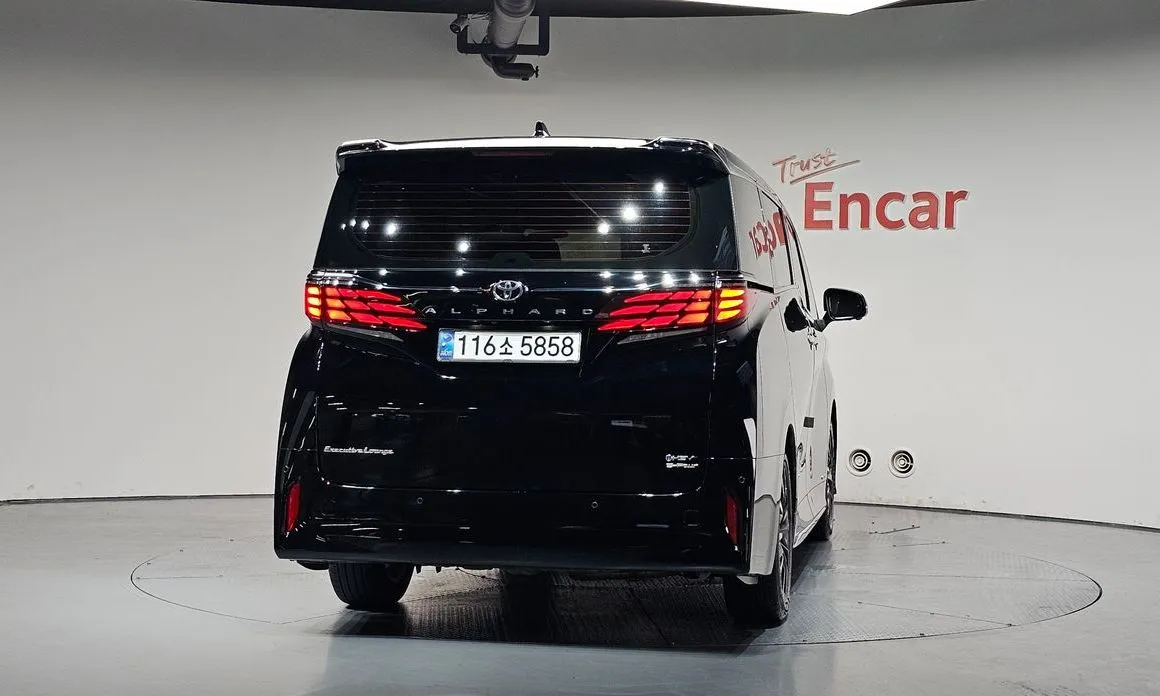 Toyota Alphard 2024 из KR, фото 4