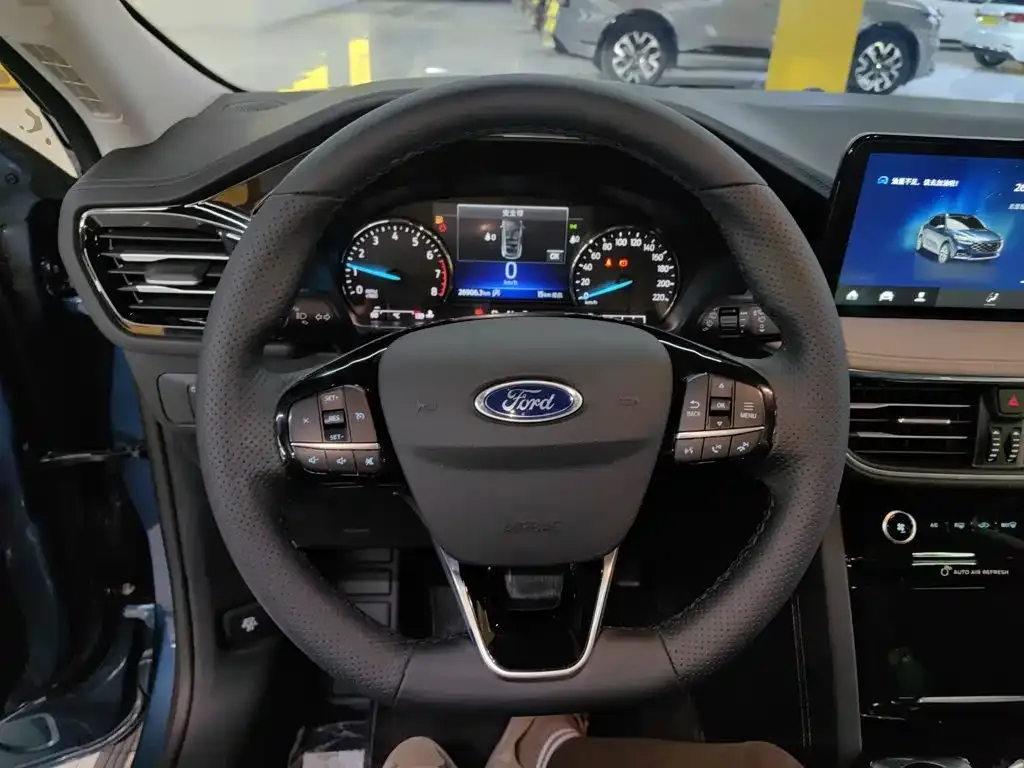 Ford Escape 2023 из CN, фото 8
