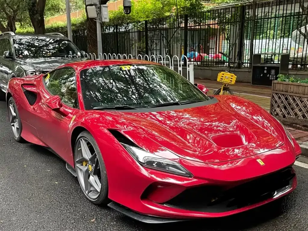 Ferrari F8 — фото 1